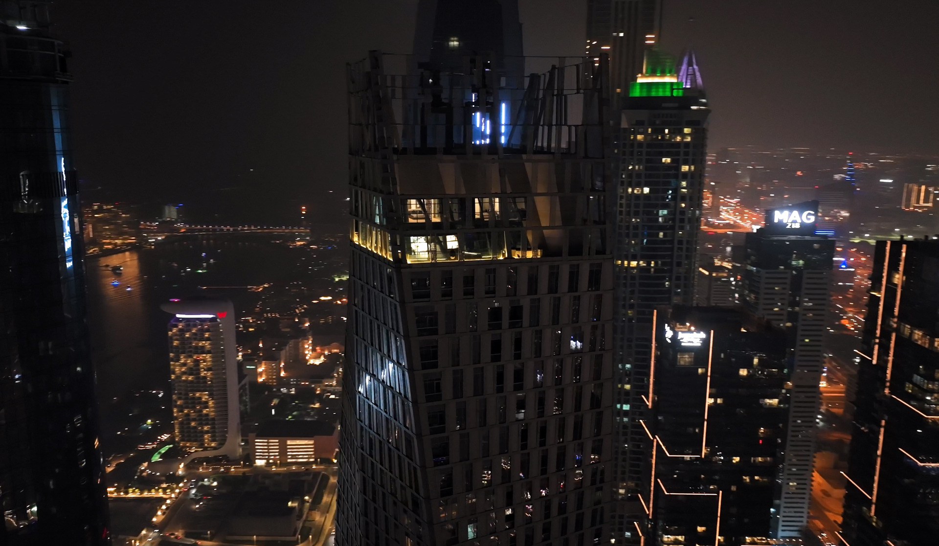 Cayan Tower Penthouse